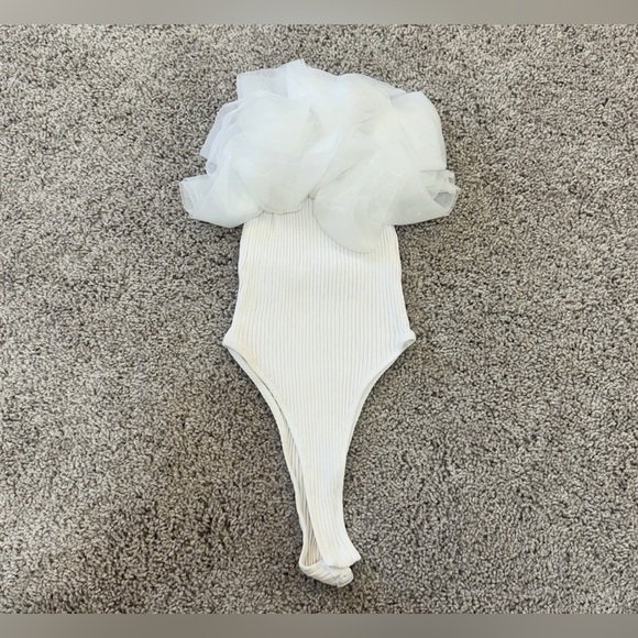 Zara Organza Ruffle Bandeau Bodysuit EUC - Picture 3 of 3